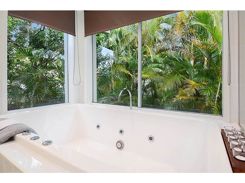 4 Kurrajong Place, Bridgeman Downs QLD 4035