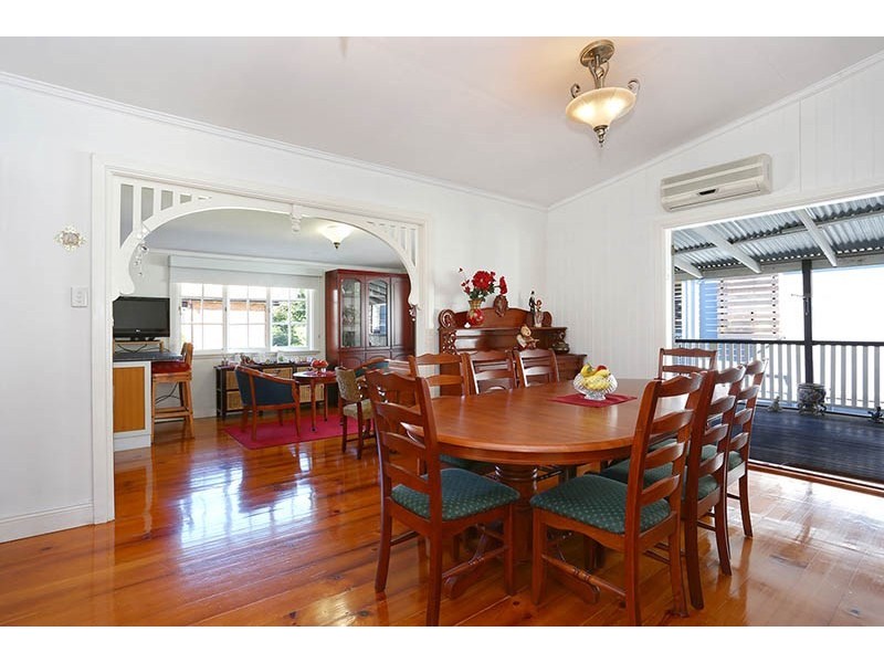 11 Hutton Street, Clayfield QLD 4011