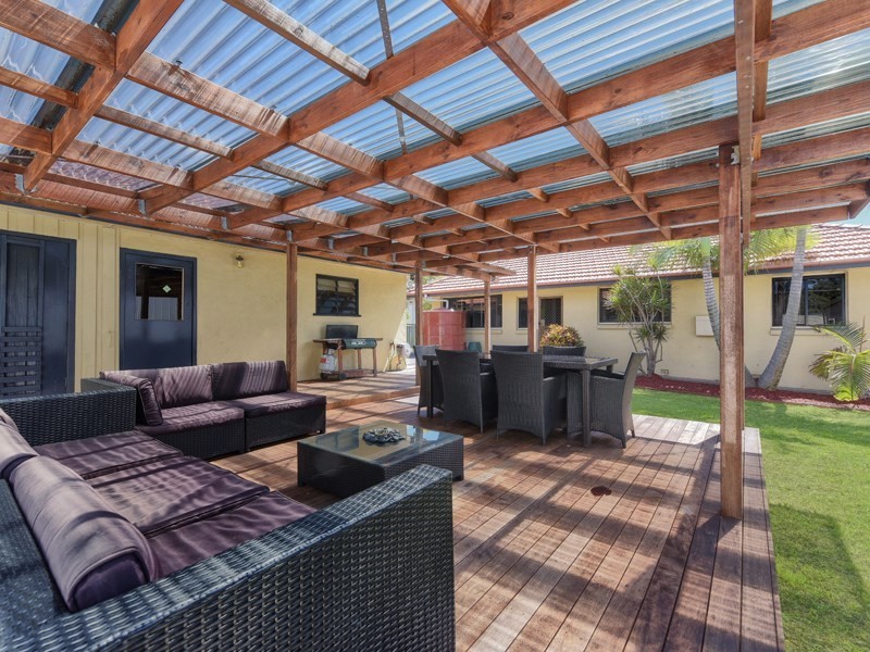 15 Strathdale Street, Aspley QLD 4034