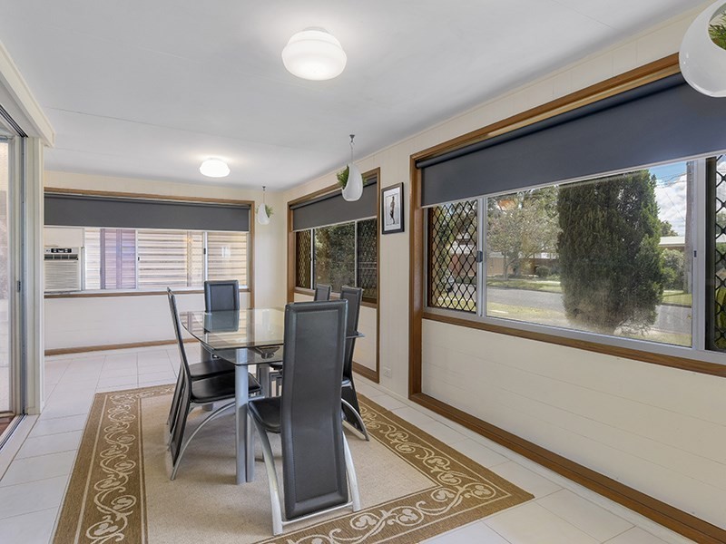 15 Strathdale Street, Aspley QLD 4034