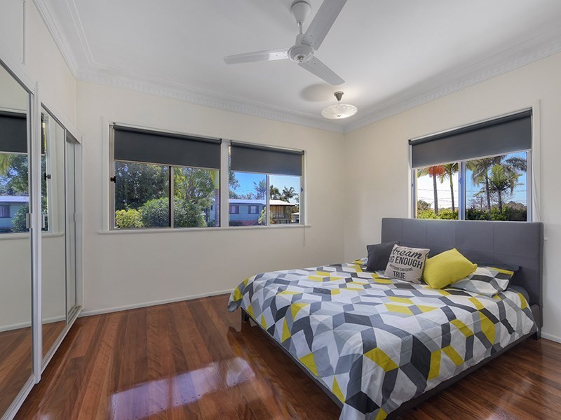 15 Strathdale Street, Aspley QLD 4034