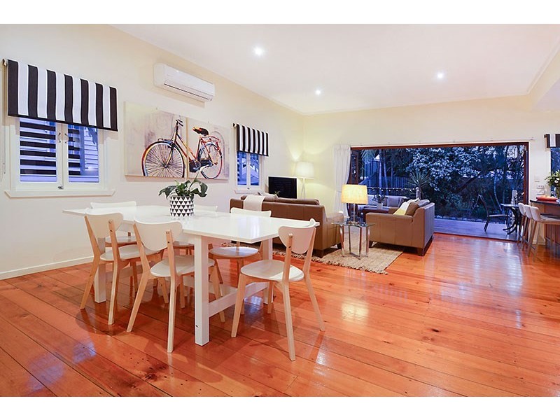 44 Gilbert Road, Windsor QLD 4030