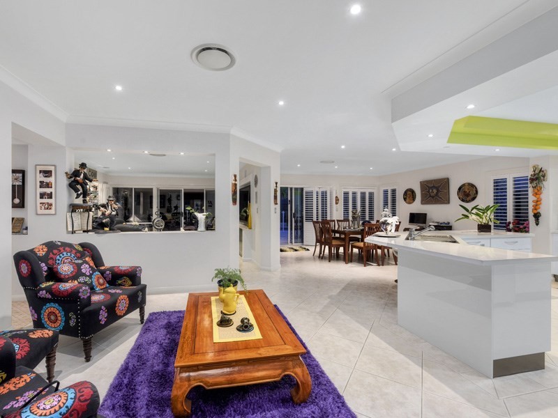 6 Montalcino Place, Bridgeman Downs QLD 4035