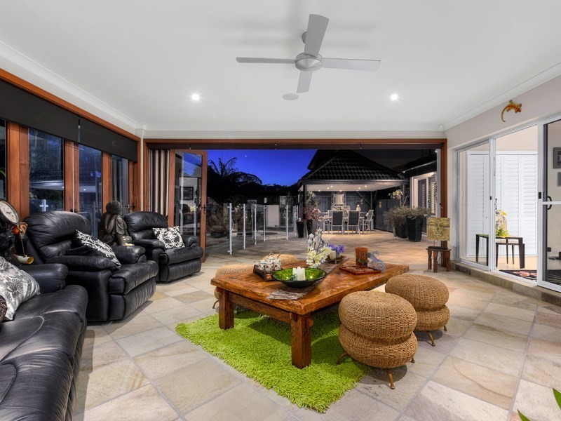 6 Montalcino Place, Bridgeman Downs QLD 4035