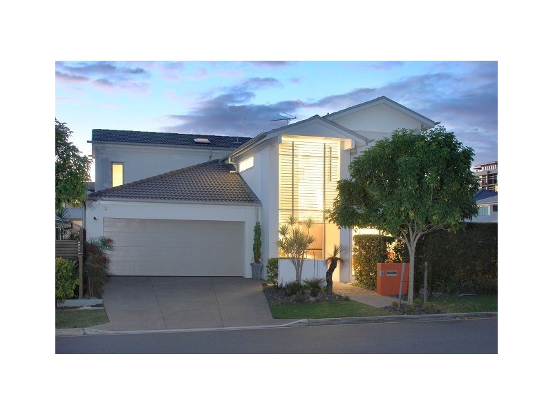 15 Refinery Parade, New Farm QLD 4005