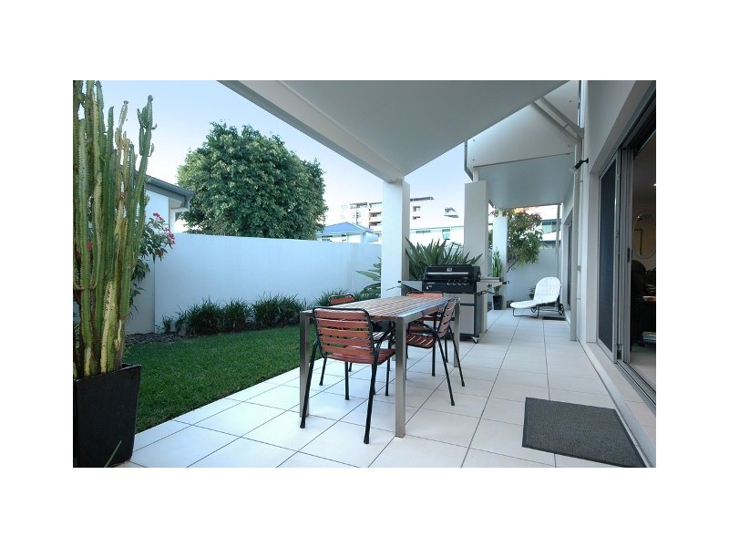 15 Refinery Parade, New Farm QLD 4005