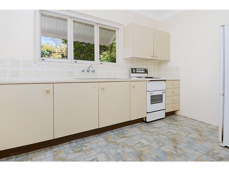 29 + 29A Enderley Avenue, Clayfield QLD 4011