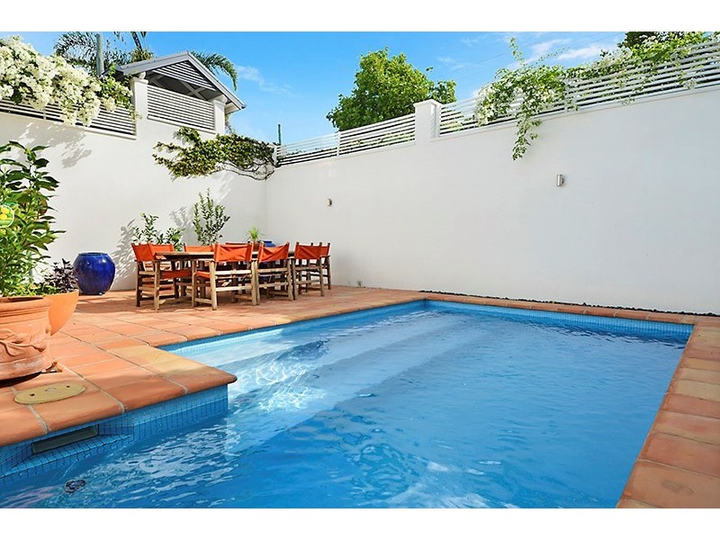 81 Pring Street, Hendra QLD 4011