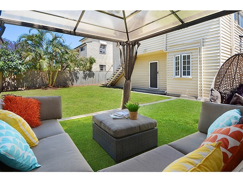 22 Gordon Street, Hendra QLD 4011