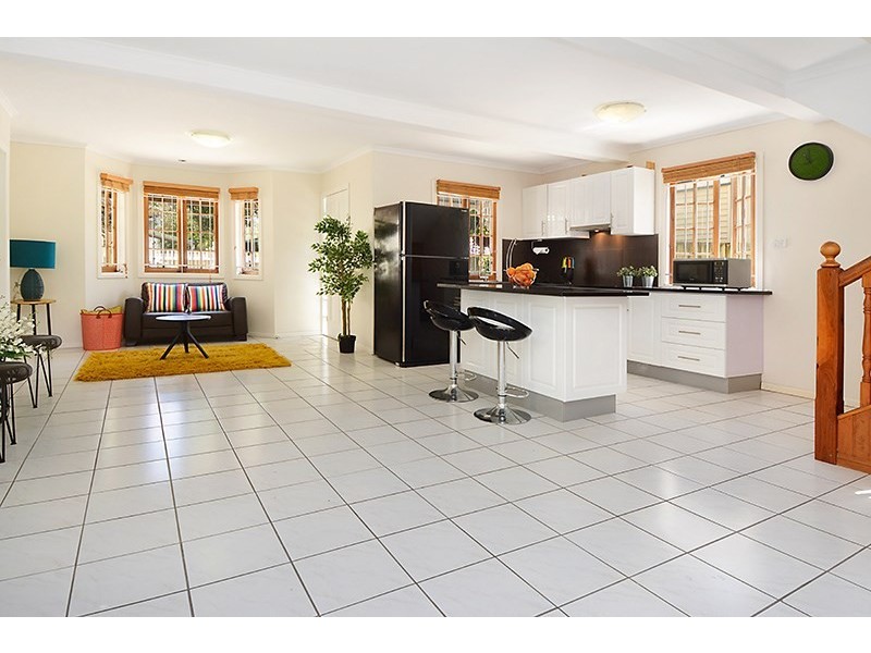 22 Gordon Street, Hendra QLD 4011