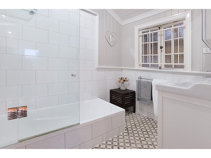 52 Palmer Street, Windsor QLD 4030