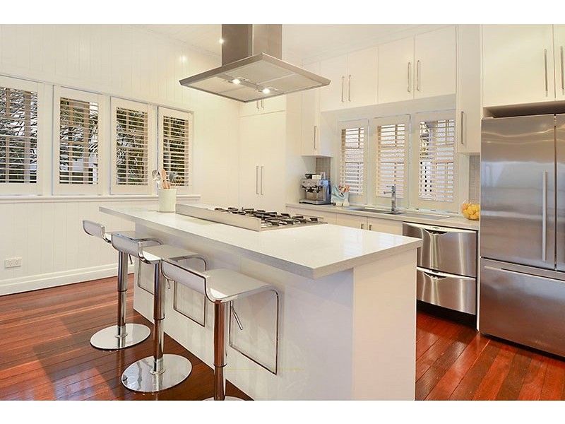 77 Eighth Avenue, Wilston QLD 4051