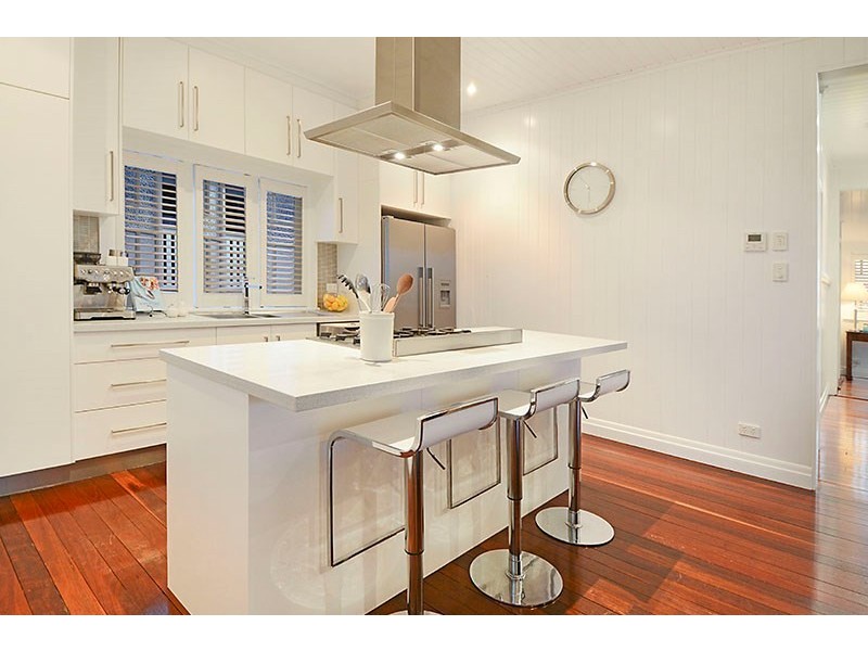 77 Eighth Avenue, Wilston QLD 4051