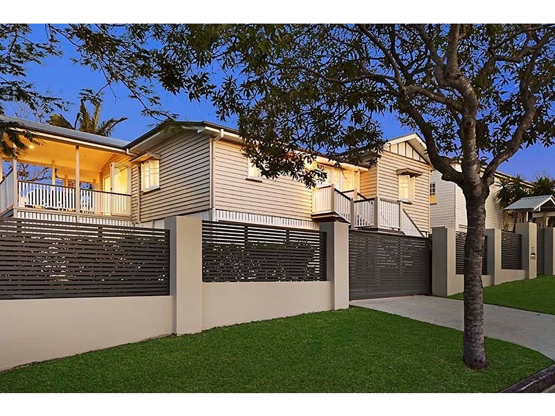 77 Eighth Avenue, Wilston QLD 4051