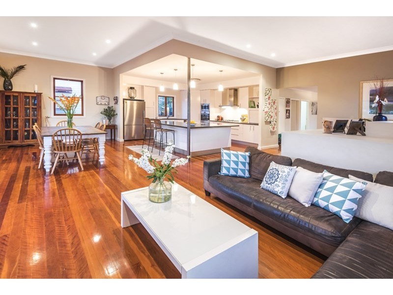 35 Joynt Street, Hamilton QLD 4007