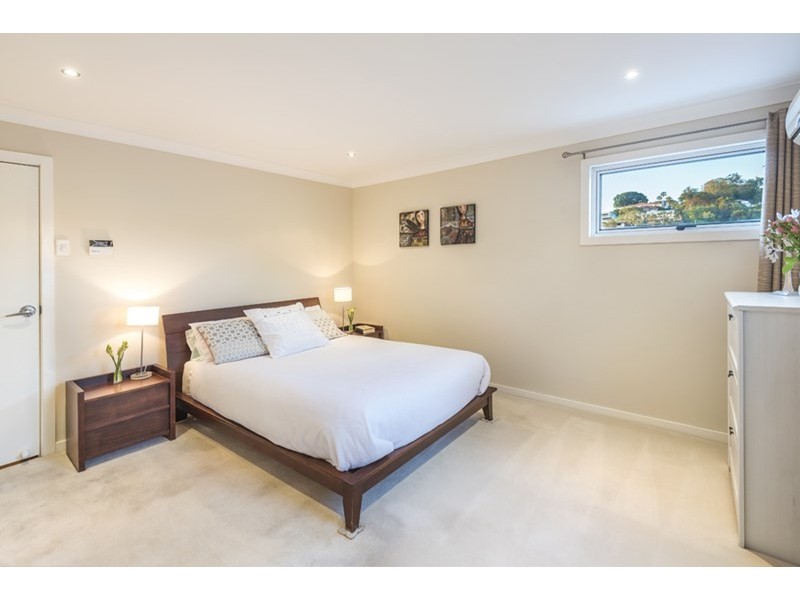 35 Joynt Street, Hamilton QLD 4007