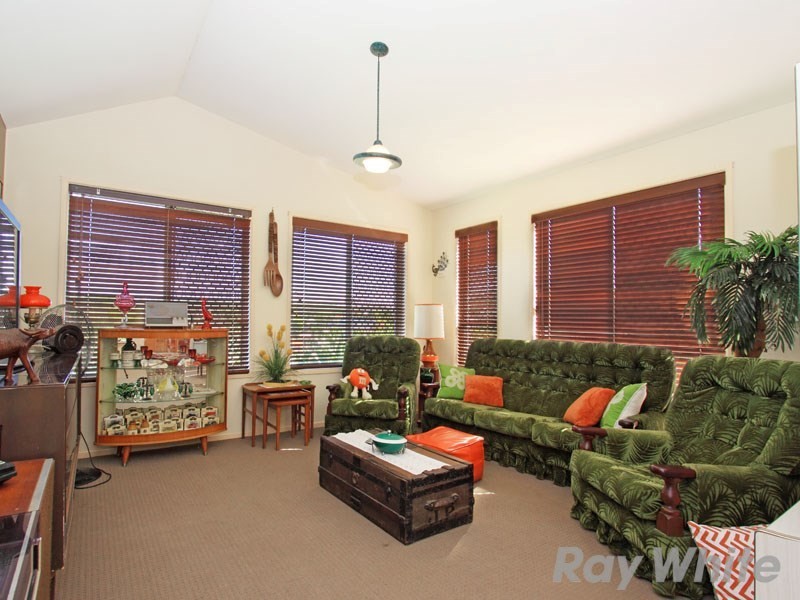 34 Silkyoak Way, Albany Creek QLD 4035