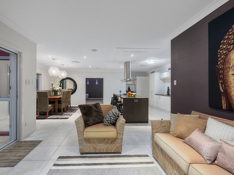 12 Dannenberg Street, Carseldine QLD 4034