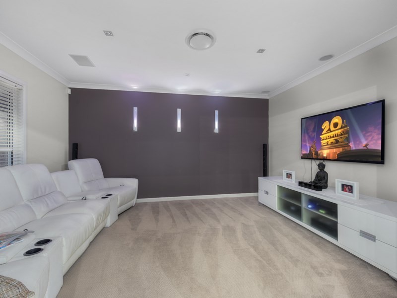 12 Dannenberg Street, Carseldine QLD 4034