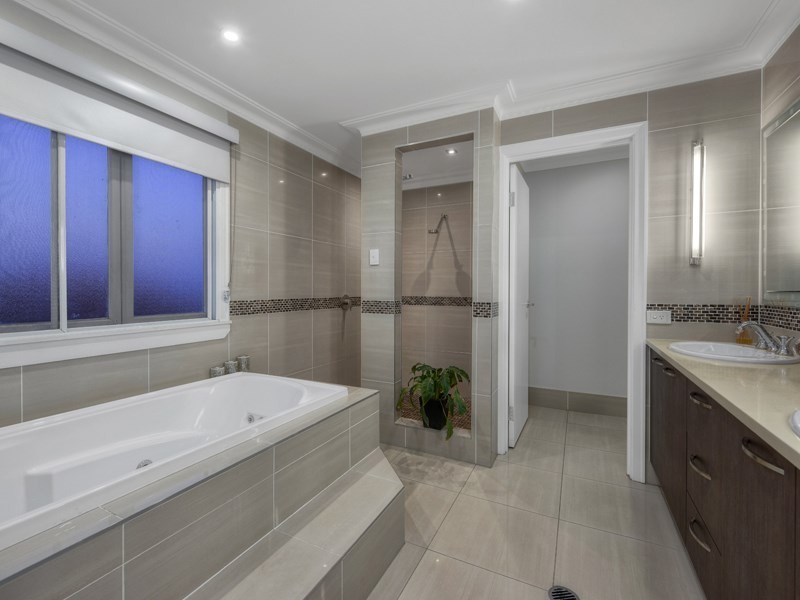 17 Pelton Street, Aspley QLD 4034