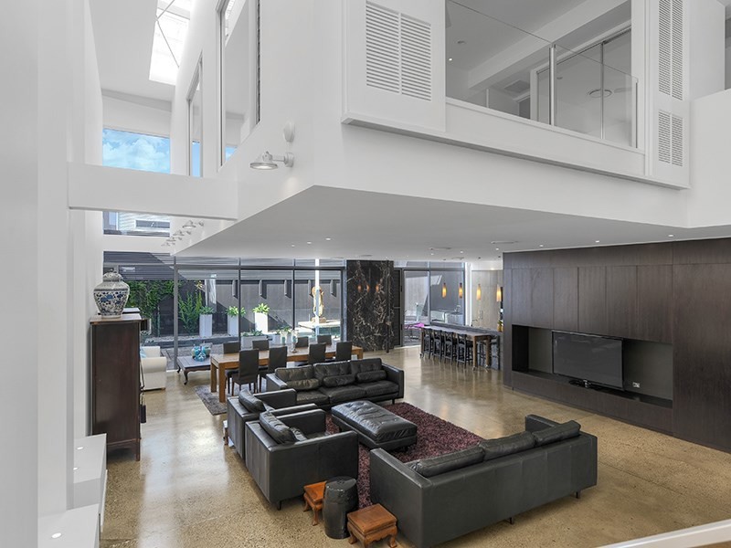 15 Proe Street, Newstead QLD 4006