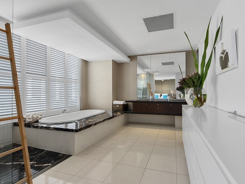 15 Proe Street, Newstead QLD 4006