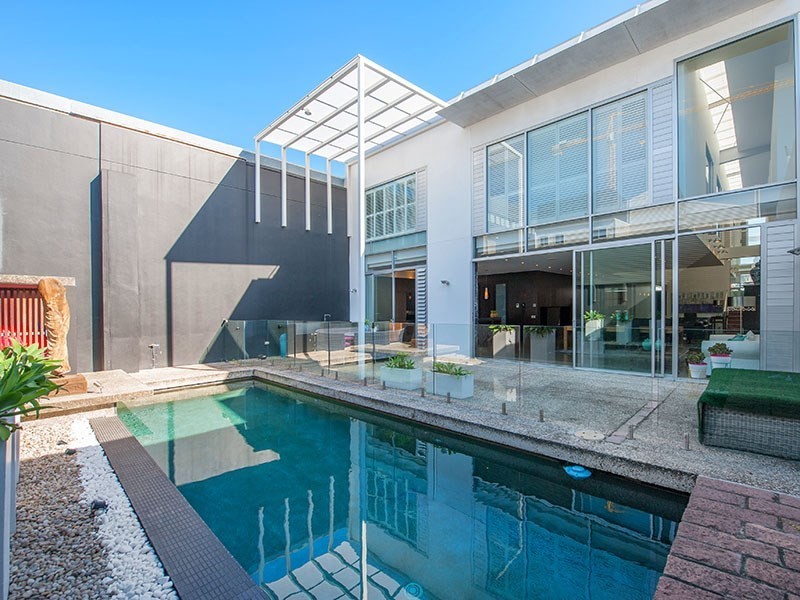 15 Proe Street, Newstead QLD 4006