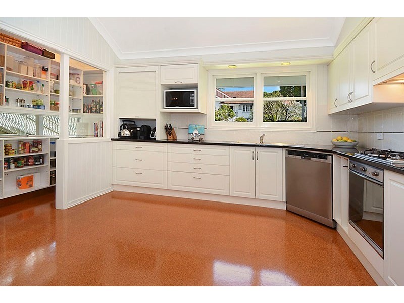 1 Sefton Road, Clayfield QLD 4011