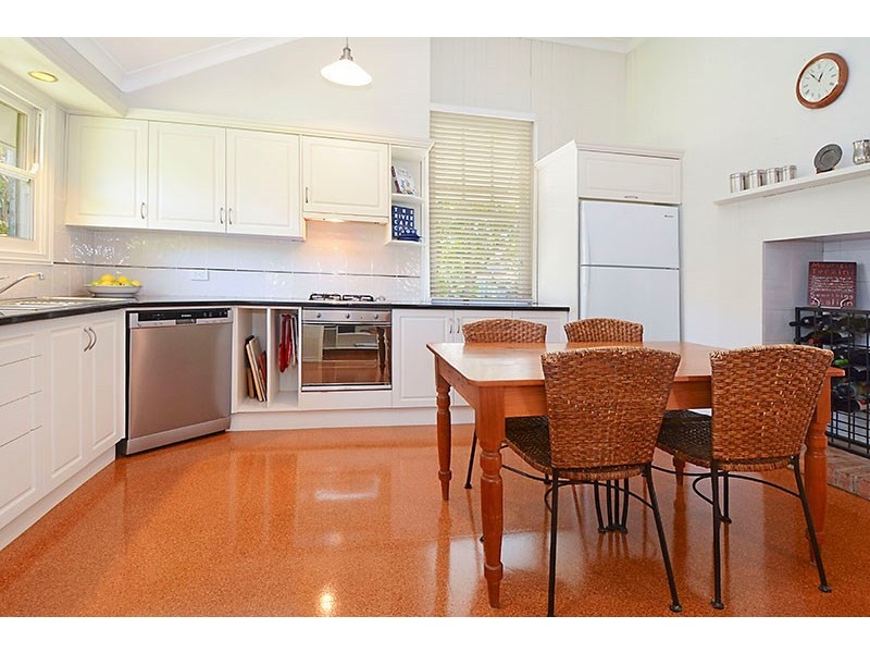 1 Sefton Road, Clayfield QLD 4011