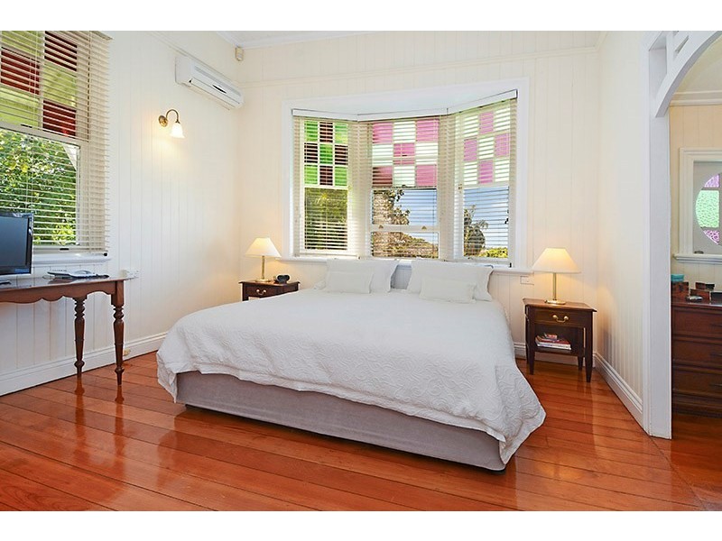 1 Sefton Road, Clayfield QLD 4011