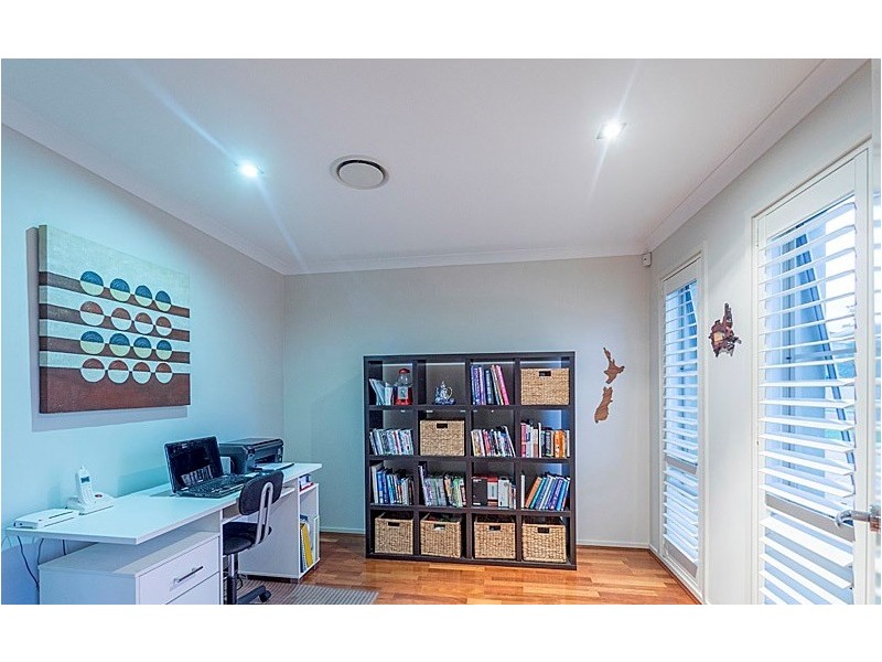 9 Silverbirch Place, Bridgeman Downs QLD 4035