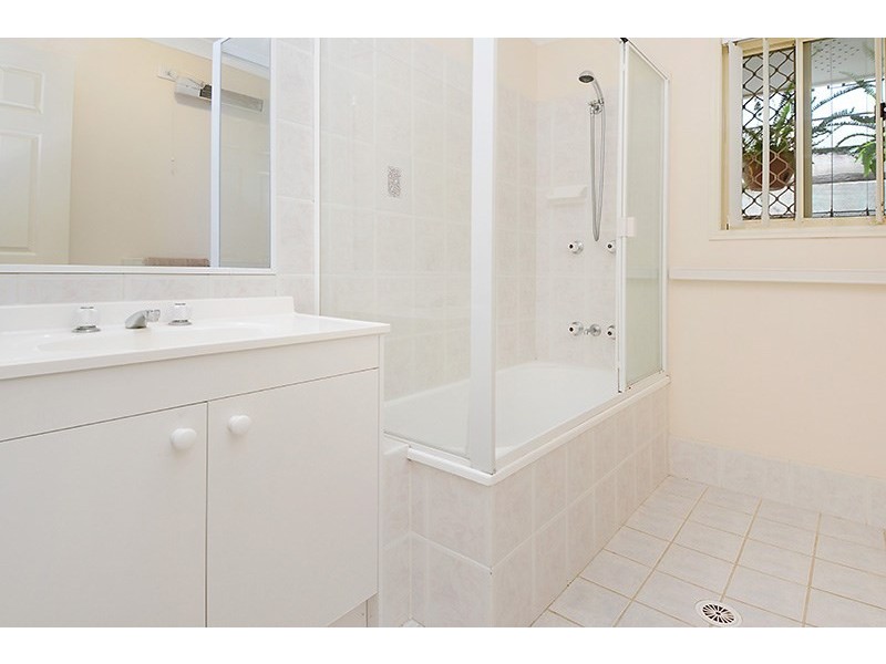 21 Cannow Street, Ferny Grove QLD 4055