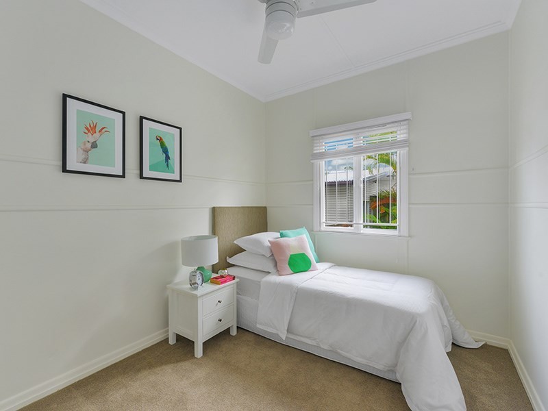 12 Norwich Street, Wavell Heights QLD 4012