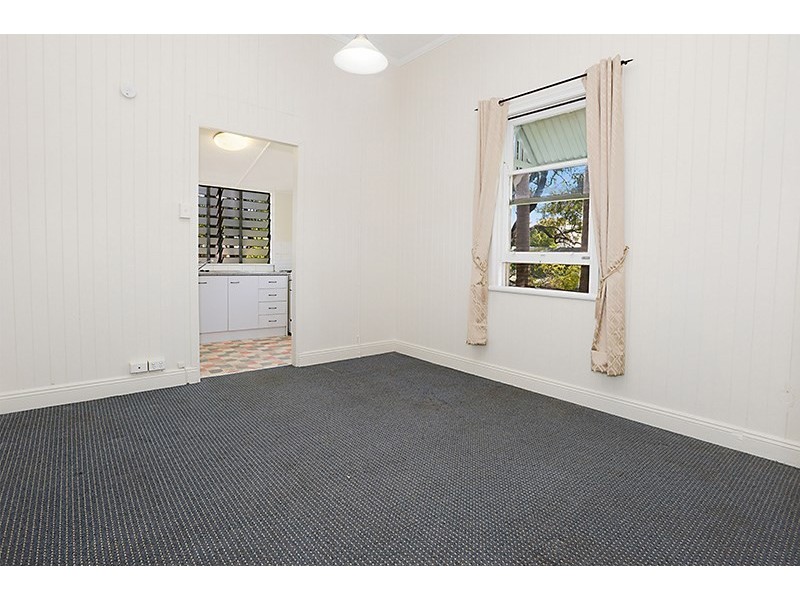 2/46 Wellington Street, Wooloowin QLD 4030