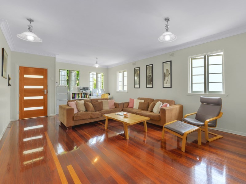 70 Barlow Street, Clayfield QLD 4011