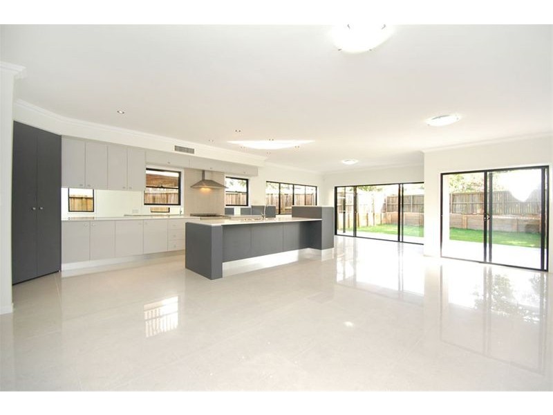 19 Bristol Road, Wavell Heights QLD 4012