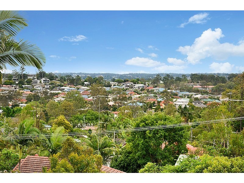 42 Kumbari Crescent, Mitchelton QLD 4053