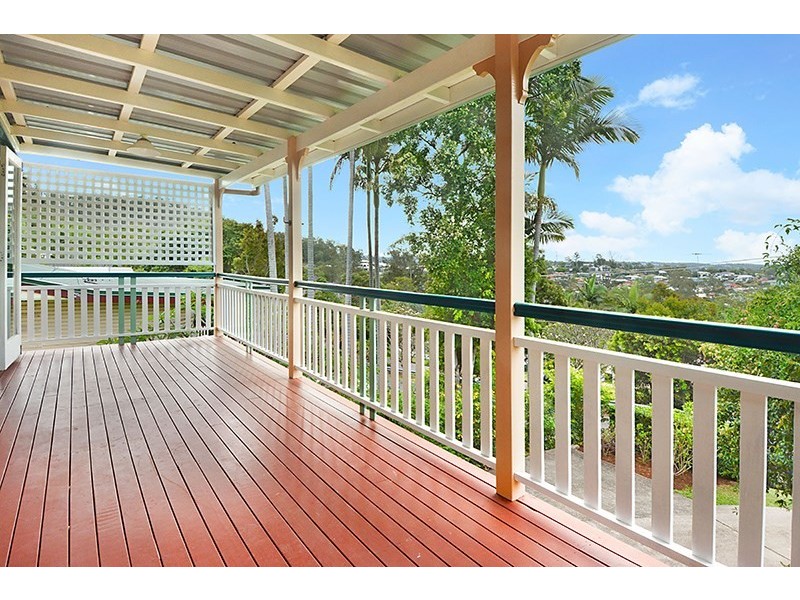 42 Kumbari Crescent, Mitchelton QLD 4053