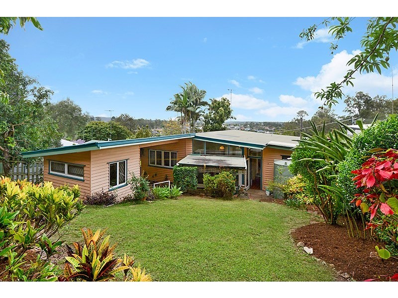 42 Kumbari Crescent, Mitchelton QLD 4053