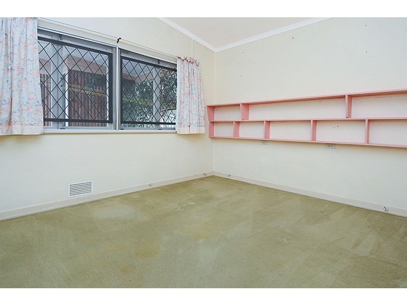 42 Kumbari Crescent, Mitchelton QLD 4053