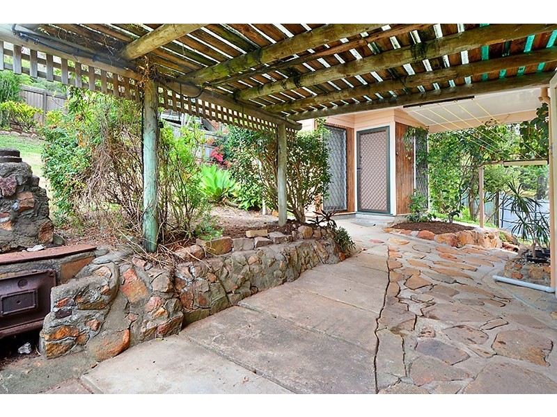 42 Kumbari Crescent, Mitchelton QLD 4053