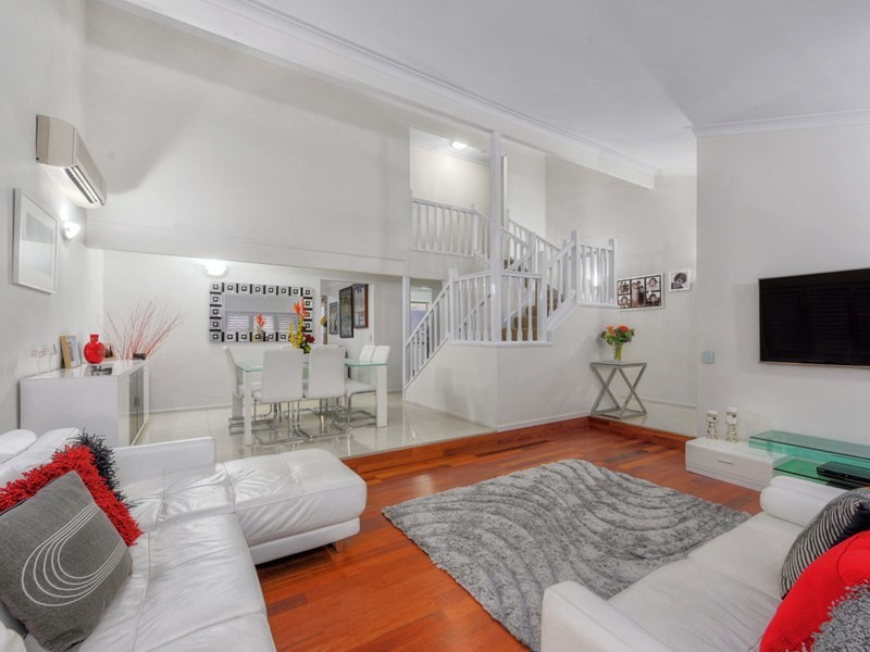 22 Hillrise Street, Aspley QLD 4034