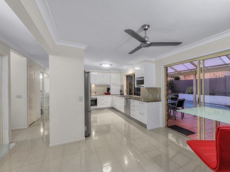 22 Hillrise Street, Aspley QLD 4034