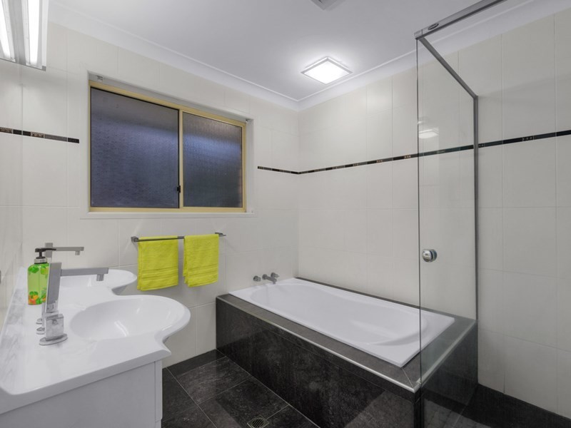 22 Hillrise Street, Aspley QLD 4034