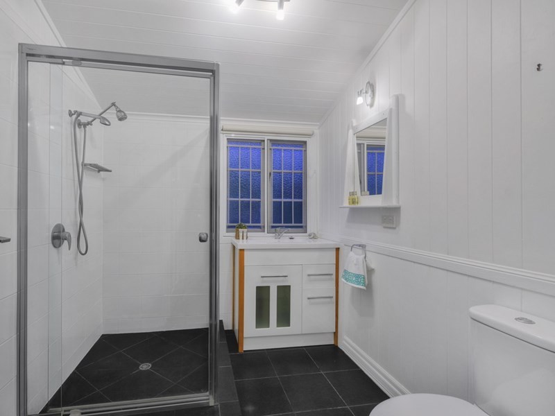 11 Cressey Street, Wavell Heights QLD 4012