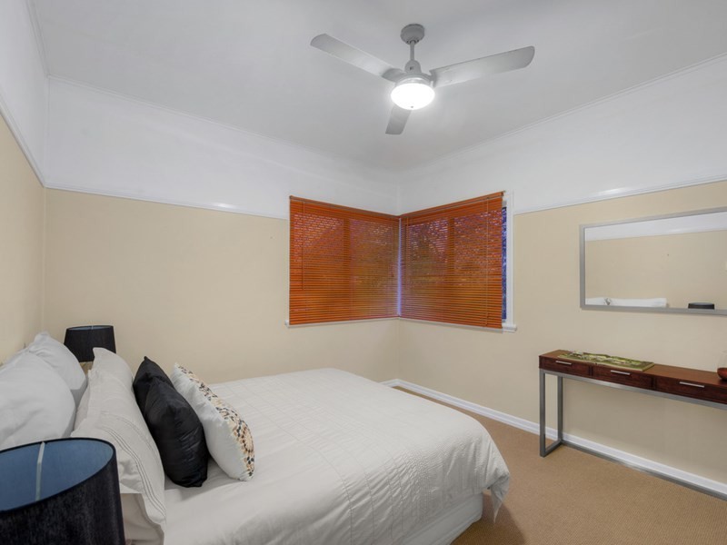 11 Cressey Street, Wavell Heights QLD 4012