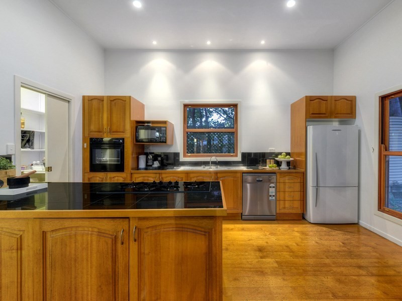 42 Lever Street, Albion QLD 4010