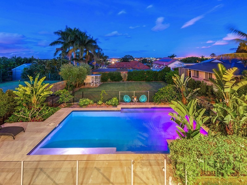 98 Peary Street, Northgate QLD 4013