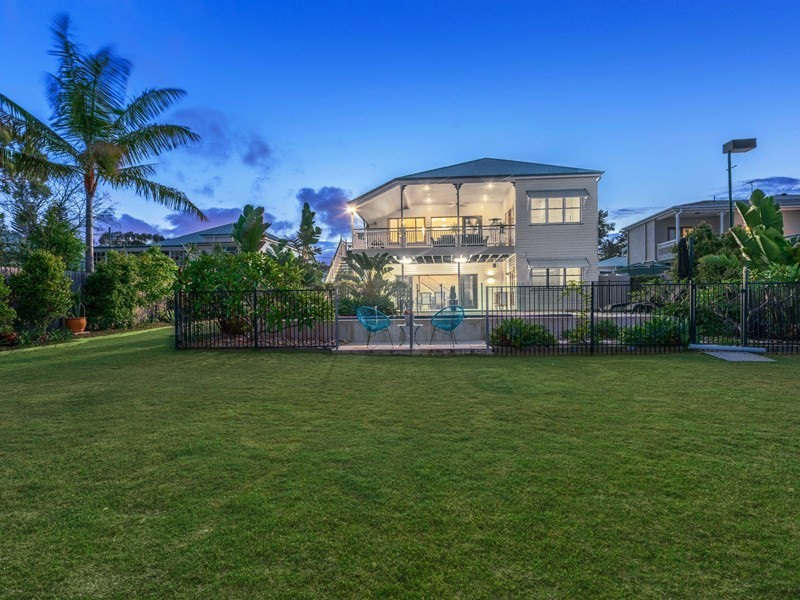 98 Peary Street, Northgate QLD 4013