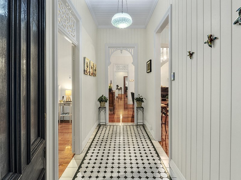 98 Peary Street, Northgate QLD 4013